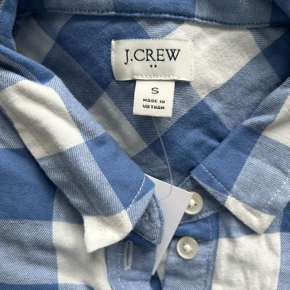 J. Crew Women’s Blue Flannel Button Down - Picture 4 of 4